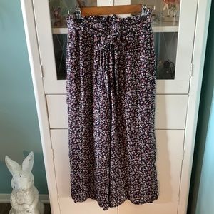 Hollister sz S pull on flowy pants euc
